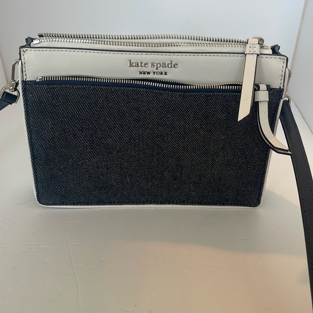 Kate Spade New York

CAMERON DENIM COLORBLOCK MEDIUM TOP ZIP CROSSBODY